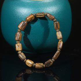 BC.DF12.1-2   加里曼丹沉水(随行) ，3.8g