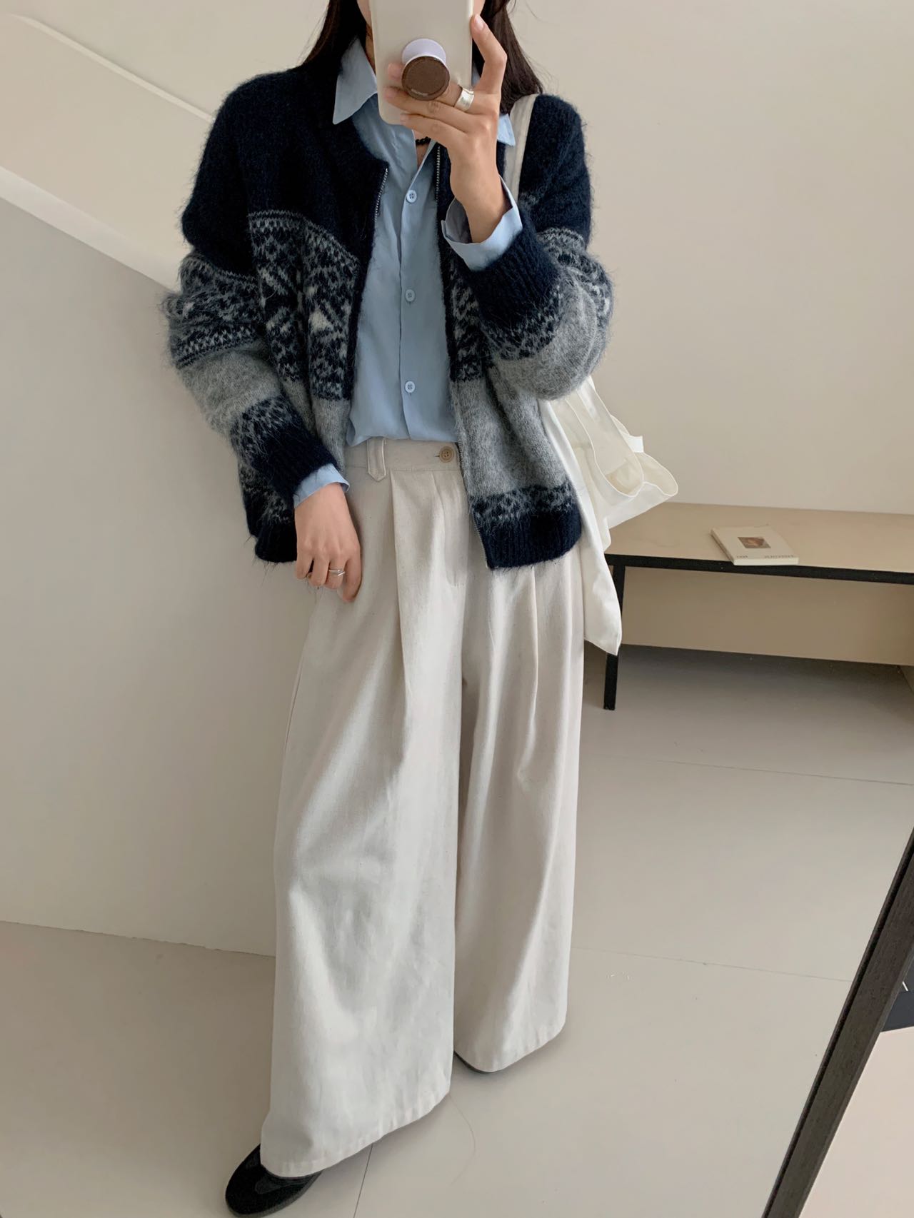 雪花圆领拉链开衫