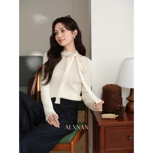 鹿向南「春起冬末」法式杏色针织衫女秋冬设计感修身显瘦打底毛衣 商品图4