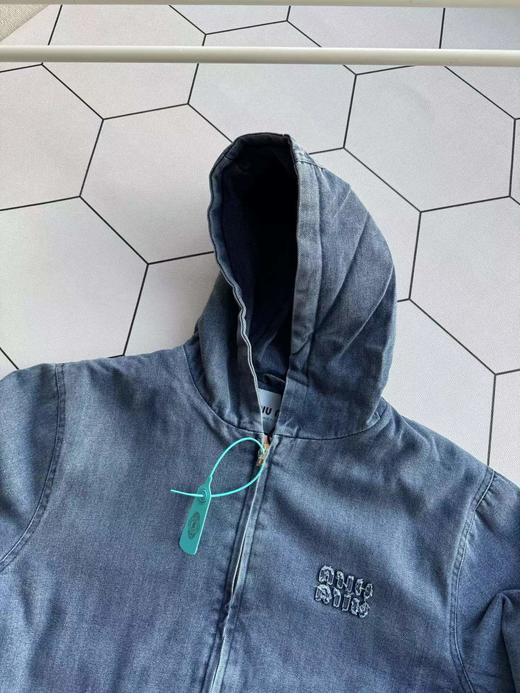 D120204纯色字母Logo连帽拉链宽松水洗牛仔棉服外套 商品图8