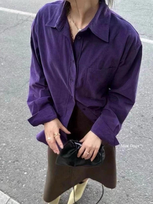 Max Daex®🇭🇰爆款 5色任选 灯芯绒衬衫 灯芯绒面料软乎乎不硬挺 宽松版型藏肉又随性 芋泥紫柔软细腻 保暖不厚重 气质复古衬衫女法式叠穿内搭衬衣外套宽松休闲遮肉长袖上衣 商品图13