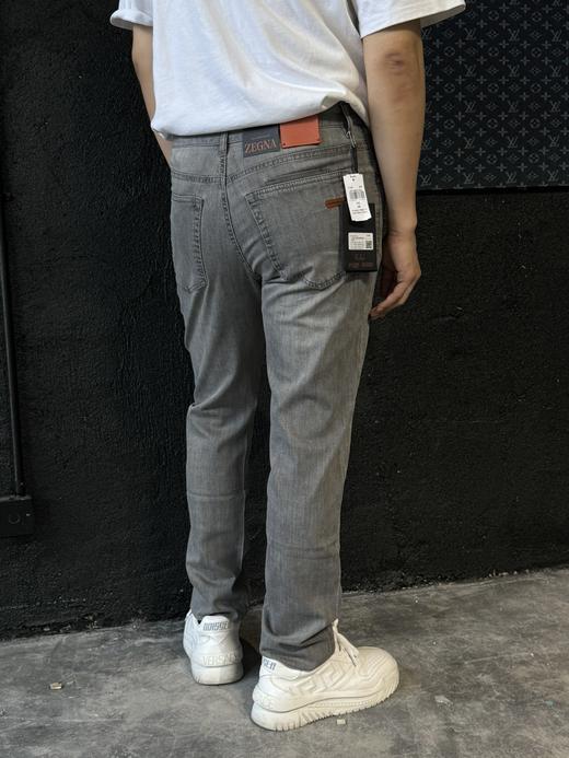 杰ni亚男士牛仔裤 商品图2
