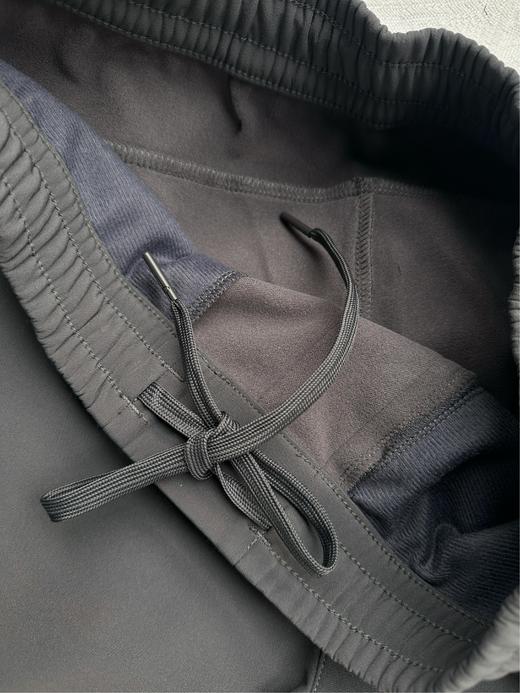 【大牌质造 防水 防风】冬季男士梭织加绒保暖软壳裤 休闲裤户外登山裤加厚冲锋裤 商品图10