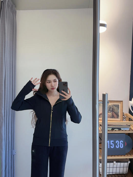 非质量问题不退换Lulu Scuba 女士修身款拉链连帽衫(EJ) 商品图7