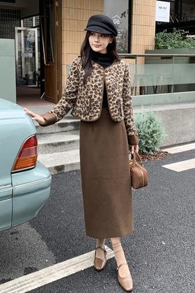 ELLA JADE 豹纹羽绒内胆外套直筒半裙套装 21588