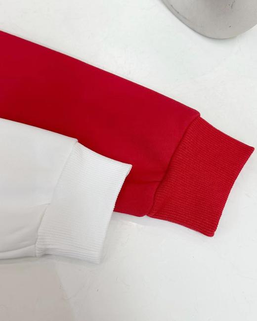 D120230小熊满印新年主题银狐绒圆领卫衣休闲情侣款 商品图10