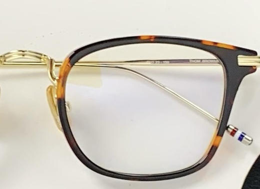 Th0mBr0wne平光镜。黑金，黑银，玳瑁色，灰色。尺寸：49ⅹ23ⅹ150mm 商品图11