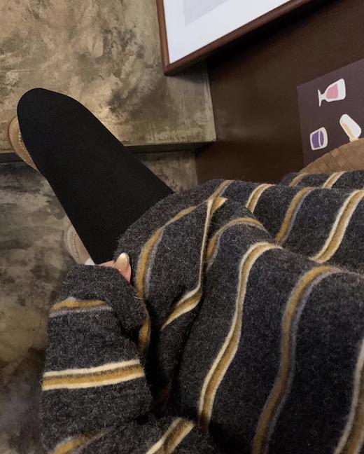 老米优品🎈软到像被兔子贴贴~🐇《黄色条纹兔毛绒温暖宽松打底tee》像开了复古滤镜！宽松遮肉，柔软双面绒，蓄热力一流哦！T251202A 商品图6