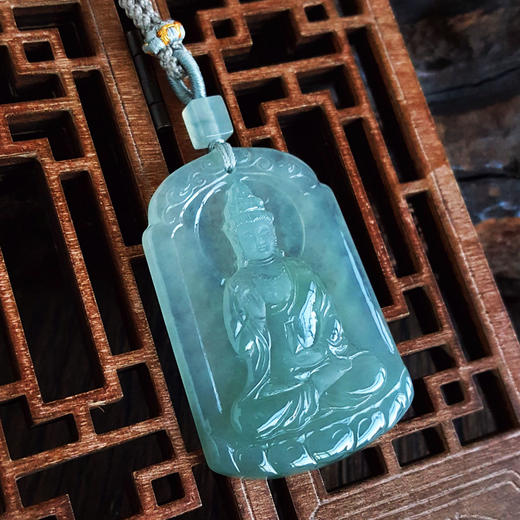 【天然正品】A货翡翠天然细腻冰种观音坐莲平安无事牌（平安安乐）翡翠吊坠项链48.4*32.7*5.3MM（皆取最大值）中性211125NJS13 特价 商品图2