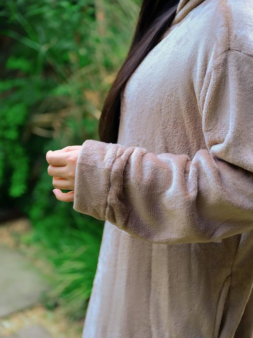 一周发货【家居服】270g特厚双面绒保暖伴侣 ✅长款加厚，双面绒，不臃肿✅L-5XL全尺码，藏蓝/黑/棕三色可选 ✅双侧口袋+双向拉链，实用又方便🏡宅家、办公、遛弯，一件搞定温暖！95%涤纶5%氨纶 商品图5