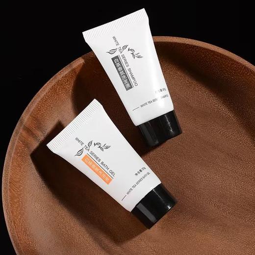 酒店专用一次性洗发水沐浴露宾馆民宿白茶香型软管洗护套装批发 商品图2