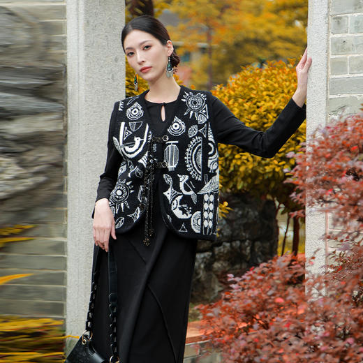 秋颜明秀民族风连衣裙 | 现货加急发 商品图3