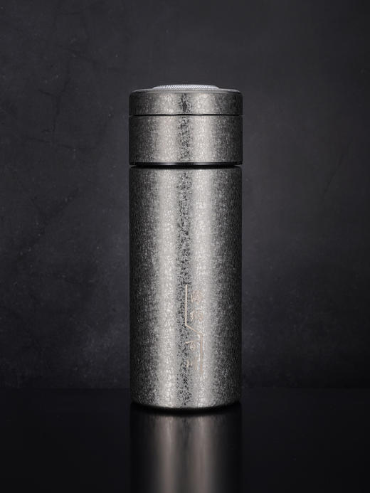 子佩集S999银纵横四海杯摆件【DLBJB041-50】纯银内胆-银灰泡茶杯2412 商品图0