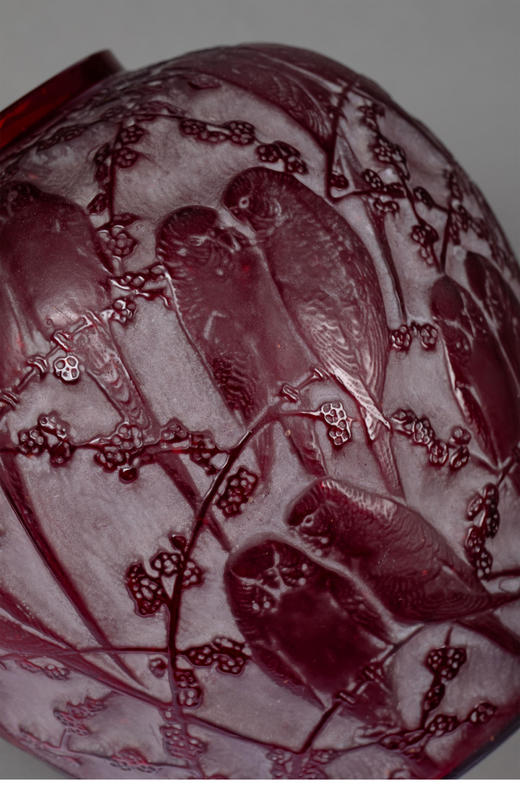 独角鹿西洋古董1919年法国出品「Perruches 爱情鸟」款红色水晶花瓶 商品图4