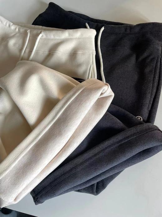 D120236云感微喇裤女2025冬季新款慵懒感休闲长裤 商品图14