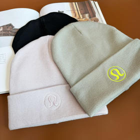 2512105    LU毛线帽 冷帽