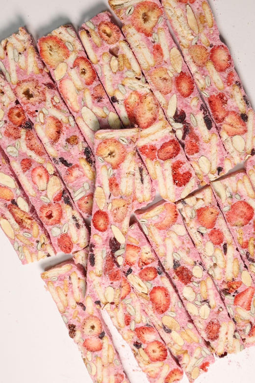 冬日恋草莓雪花酥 商品图4