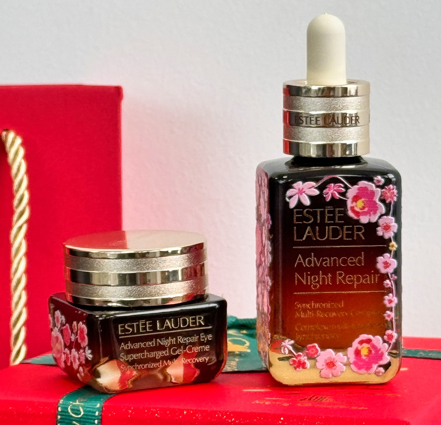 【超模君精选 圣诞礼盒】蛇年特别版 雅诗兰黛 特润精华+眼霜 送礼必备