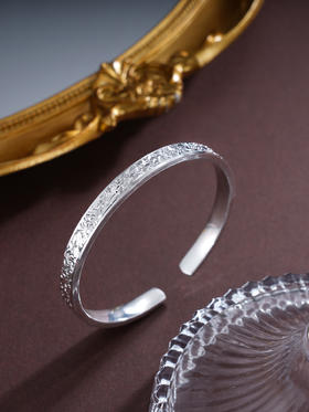 子佩集S999银【碎冰冰】手镯【SZ008323】纯银时尚开口2412