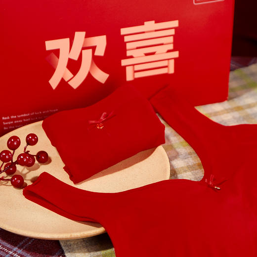 宽肩红色内衣套装聚拢无痕藏不住红少女套盒内衣文胸-纪念日百货门店同款167996225 商品图1