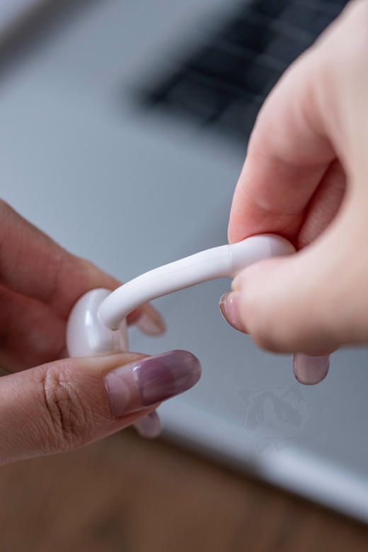 坏了直接换新❗99拿下千元级AI智能耳机 ——搭载小度5.0❗【Newmine纽曼S7 AI耳夹耳机】  ✅三大AI引擎赋能——文心、豆包、Deepseek  ✅随听、随说、随翻译 商品图5