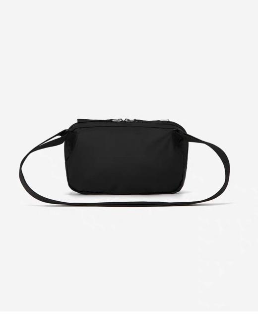 【云粉节】【8.8折】6楼JACKWOLFSKIN狼爪PERFECT轻量单肩斜挎3L小包A65437-6000吊牌价199折后175 商品图2