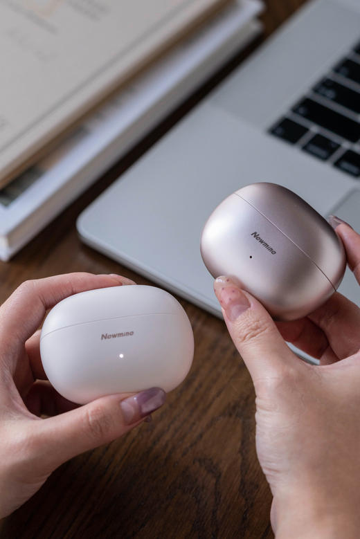 坏了直接换新❗99拿下千元级AI智能耳机 ——搭载小度5.0❗【Newmine纽曼S7 AI耳夹耳机】  ✅三大AI引擎赋能——文心、豆包、Deepseek  ✅随听、随说、随翻译 商品图0