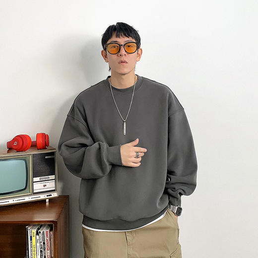 徐太浪日系复古圆领加绒卫衣男秋冬潮牌男装大码宽松内搭打底上衣 商品图0