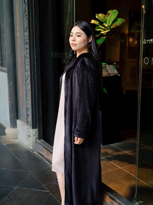 一周发货【家居服】270g特厚双面绒保暖伴侣 ✅长款加厚，双面绒，不臃肿✅L-5XL全尺码，藏蓝/黑/棕三色可选 ✅双侧口袋+双向拉链，实用又方便🏡宅家、办公、遛弯，一件搞定温暖！95%涤纶5%氨纶 商品图8