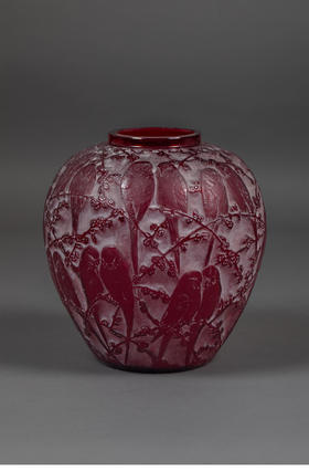 独角鹿西洋古董1919年法国出品「Perruches 爱情鸟」款红色水晶花瓶