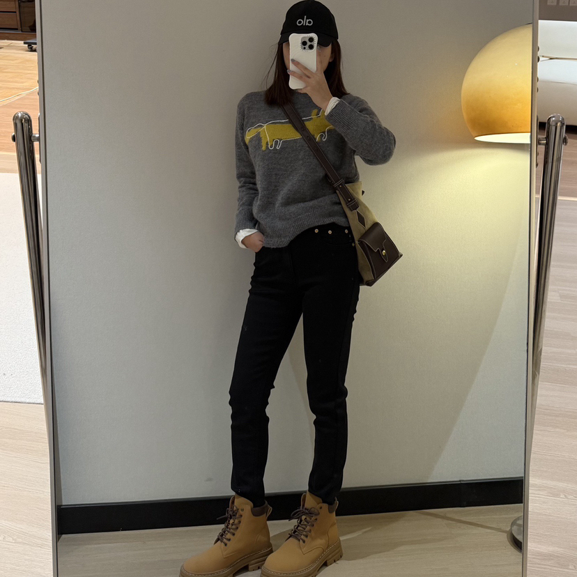 Moco高腰加绒修身小脚牛仔裤小黑裤120204