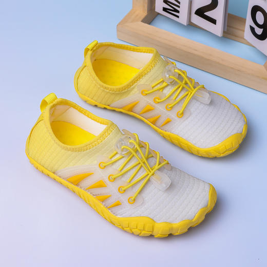 【轻便透气 柔软舒适】顺驰户外情侣款溯溪鞋 橡胶鞋底 排水孔设计 便携式抽绳系带 柔软易弯曲 优选 商品图2