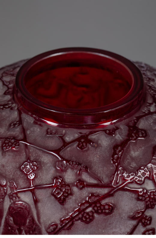 独角鹿西洋古董1919年法国出品「Perruches 爱情鸟」款红色水晶花瓶 商品图5