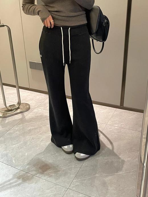 D120236云感微喇裤女2025冬季新款慵懒感休闲长裤 商品图9