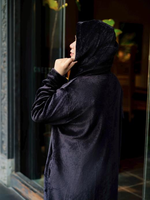 一周发货【家居服】270g特厚双面绒保暖伴侣 ✅长款加厚，双面绒，不臃肿✅L-5XL全尺码，藏蓝/黑/棕三色可选 ✅双侧口袋+双向拉链，实用又方便🏡宅家、办公、遛弯，一件搞定温暖！95%涤纶5%氨纶 商品图10