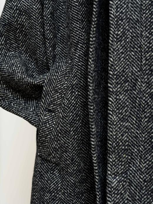 Atelier Lavoro 灰色人字纹巴尔马肯大衣 商品图2