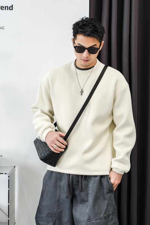 徐太浪【肌理感 休闲风】加绒卫衣男秋冬2025新款内搭打底衫上衣 商品图5