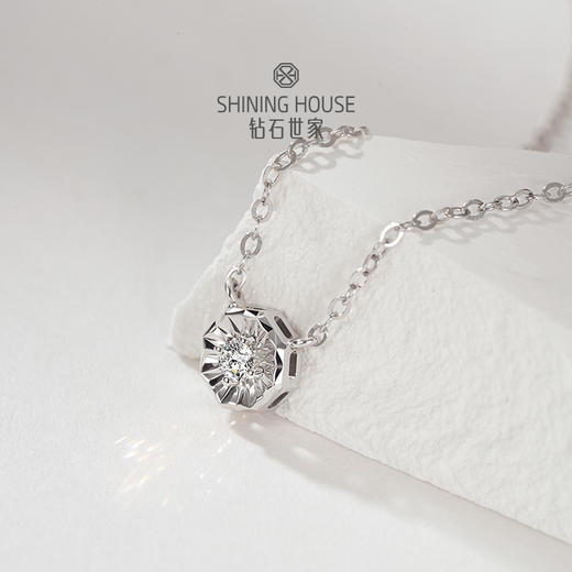 【甄选钻饰】【专享】钻石世家明星同款星辰系列18k金钻石项链 八边形设计感锁骨链新品 商品图6