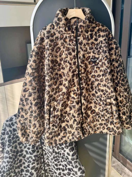 D120206复古街头感毛绒豹纹拉链外套男女同款 商品图10