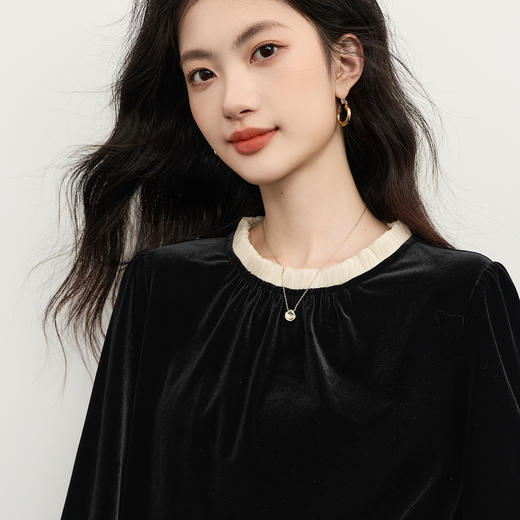 【12/03新品】熙世界鎏光复古丝绒衬衫女秋冬新款法式撞色荷叶边宽松假两件上衣 商品图4