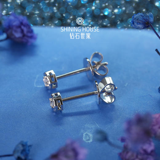 【甑选钻饰】【专享】钻石世家明星同款星辰系列18k金钻石耳钉 八边形设计感耳饰新品 商品图4