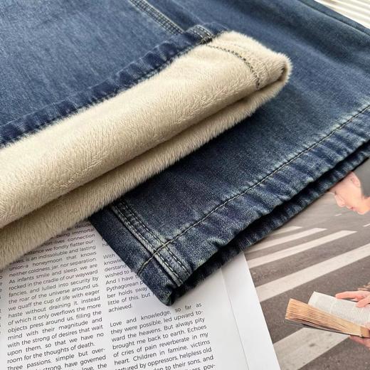 D120223一件过冬~冬季新款加绒复古高腰双口袋垂感显瘦直筒阔腿牛仔裤 商品图12