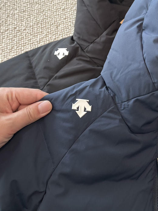 DST男童光转热科技运动连帽羽绒服120202 商品图7