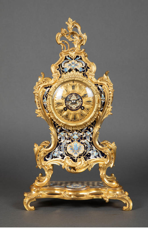 独角鹿西洋古董19世纪晚期法国出品路易十五风格铜鎏金精雕镶嵌錾胎珐琅座钟烛台三件套 商品图1