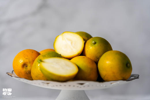 融安滑皮金桔丨今年气候原因，果皮略厚，纯甜无酸，果皮硬脆带桔香，个别会有籽，果肉细腻化渣，带皮吃无辛辣味⭐️顺丰/京东 商品图1