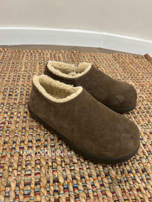 【全球第二好的】UGG大土豆雪地靴 一秒上街  踩屎感超强·宽脚掌最爱 贼显瘦~ 圆圆的鞋头对脚的包容性极好 巨巨好穿又萌又可爱 安利所有人! 商品图2