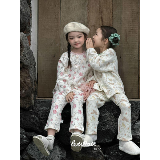 蕾蒂巴蒂【亲子款】三层夹棉家居服睡衣 秋冬新款宝宝中大童长袖碎花保暖儿童童装 商品图1