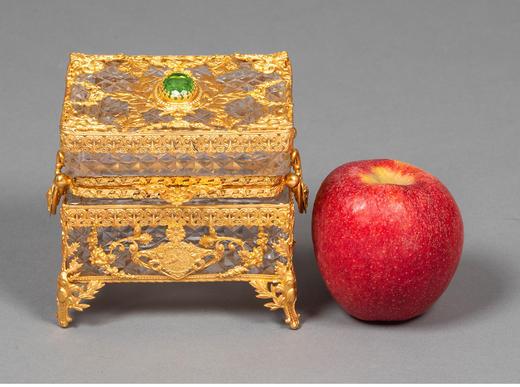 独角鹿西洋古董19世纪末法国出品路易十六风格花鸟自然主题铜鎏金精雕镶嵌水晶珍宝盒 商品图1