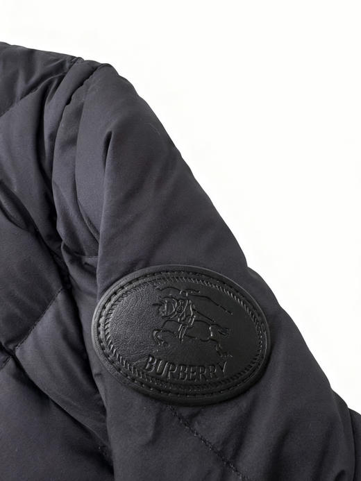 女士连帽绗缝蓬松鹅绒羽绒服。  黑色 粉色。自己备注号码 商品图12