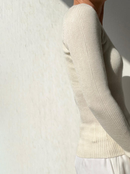 Puree｜#1970 Ribbed Basics Deep U 深圆领 精纺丝羊绒罗纹打底 [  白 / 黑  ] 商品图2